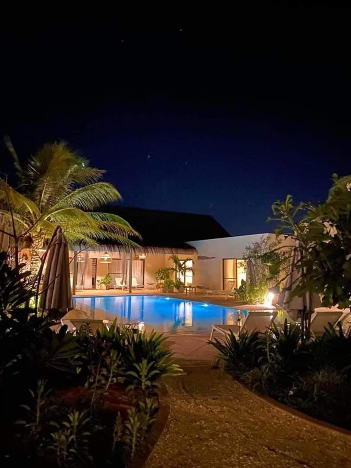 La Maison Vanille Ngaparou Luaran gambar